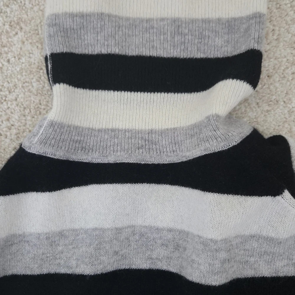Charter Club Cashmere Multi-Striped Turtleneck Sweater|Size L - Picture 9 of 10